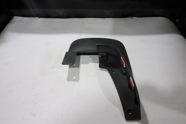 FORD RANGER 2.2 TDCİ ÇIKMA PARÇA  1998-2002 SIFIR ARKA TOZLUK